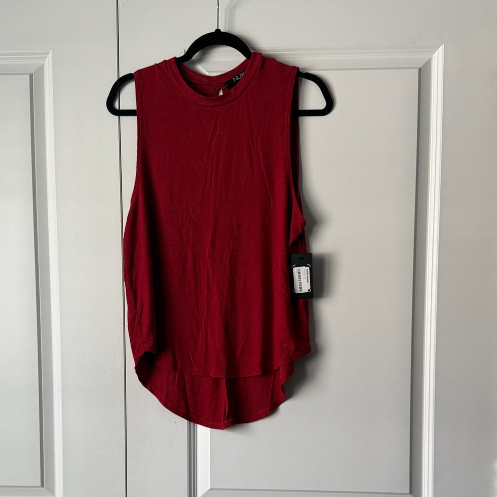 NUX Sleeveless Red Top (Key Hole Back)